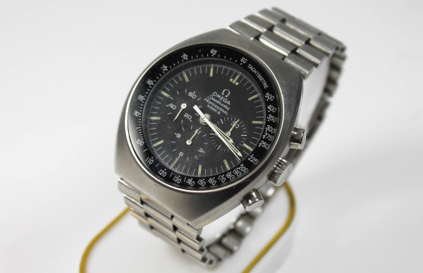 Omega Speedmaster professional Mark II Tachymetre Herren Armbanduhr Armband in Stahl mit schwarzem Zifferblatt